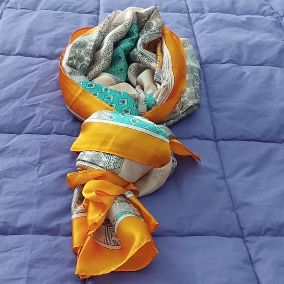 NWOT Gerard Pasquier Scarf-Wrap - Picture 2 of 8